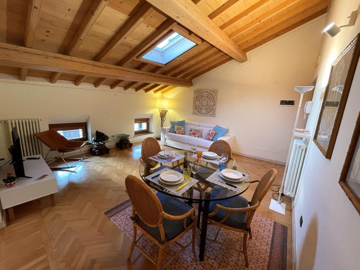 Attic 1 Centro Storico Apartment Peschiera del Garda Exterior photo